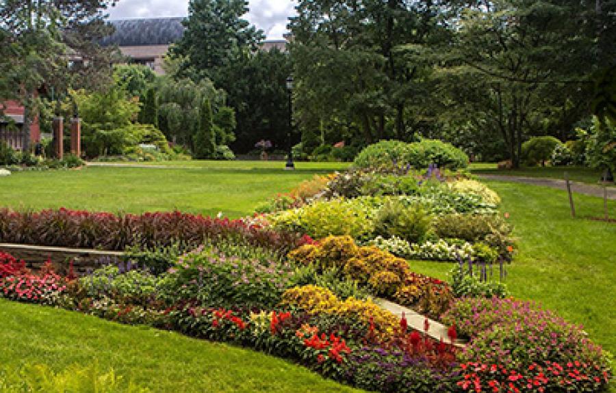 A.D White House garden