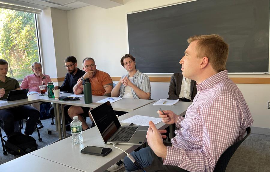 Andrew Vielkind (Screen Studies, Ithaca College) speaking at the Institute for German Studies Colloquium. 